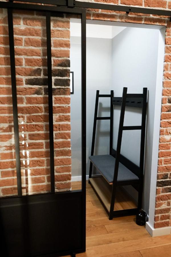 Stilvolles City-Loft Mit Privatem Whirlpool Trèves Extérieur photo